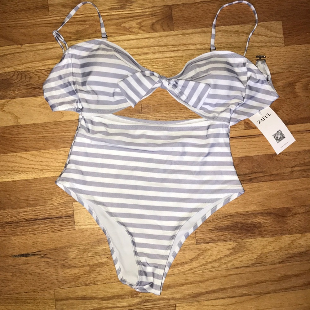 NWT zaful cut out one piece.